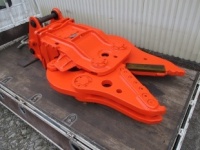 【中古】バックホーアタッチメント 鉄骨・鉄筋カッター ニューマ(NPK)製