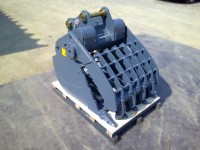日立建機ミニショベルZX40U用スケルトンフォークバケットを納品